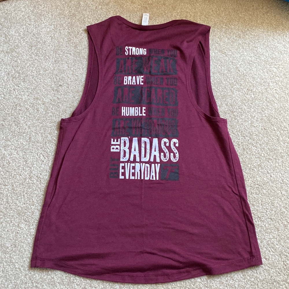 Muscle tank, new, medium